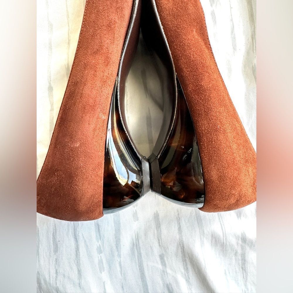 Salvatore Ferragamo brown Suede Tortoise Heels women’s size 7- 3A Italy - Picture 9 of 12